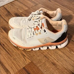 On Running Women's Sneakers in White and Peach